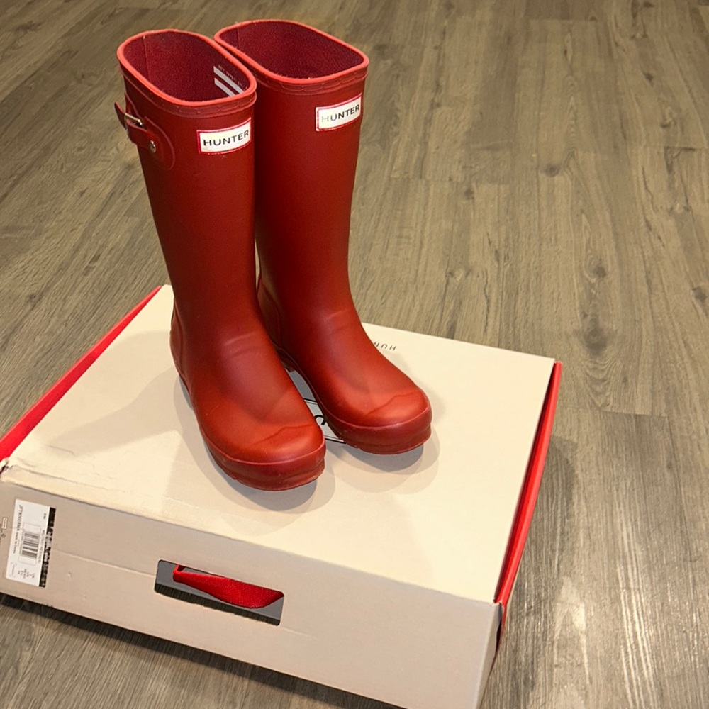 Kids Hunter boots lightly used